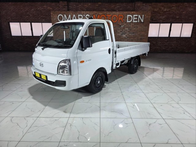 BUY HYUNDAI H-100 2026 BAKKIE 2.6D, Omar's Motor Den